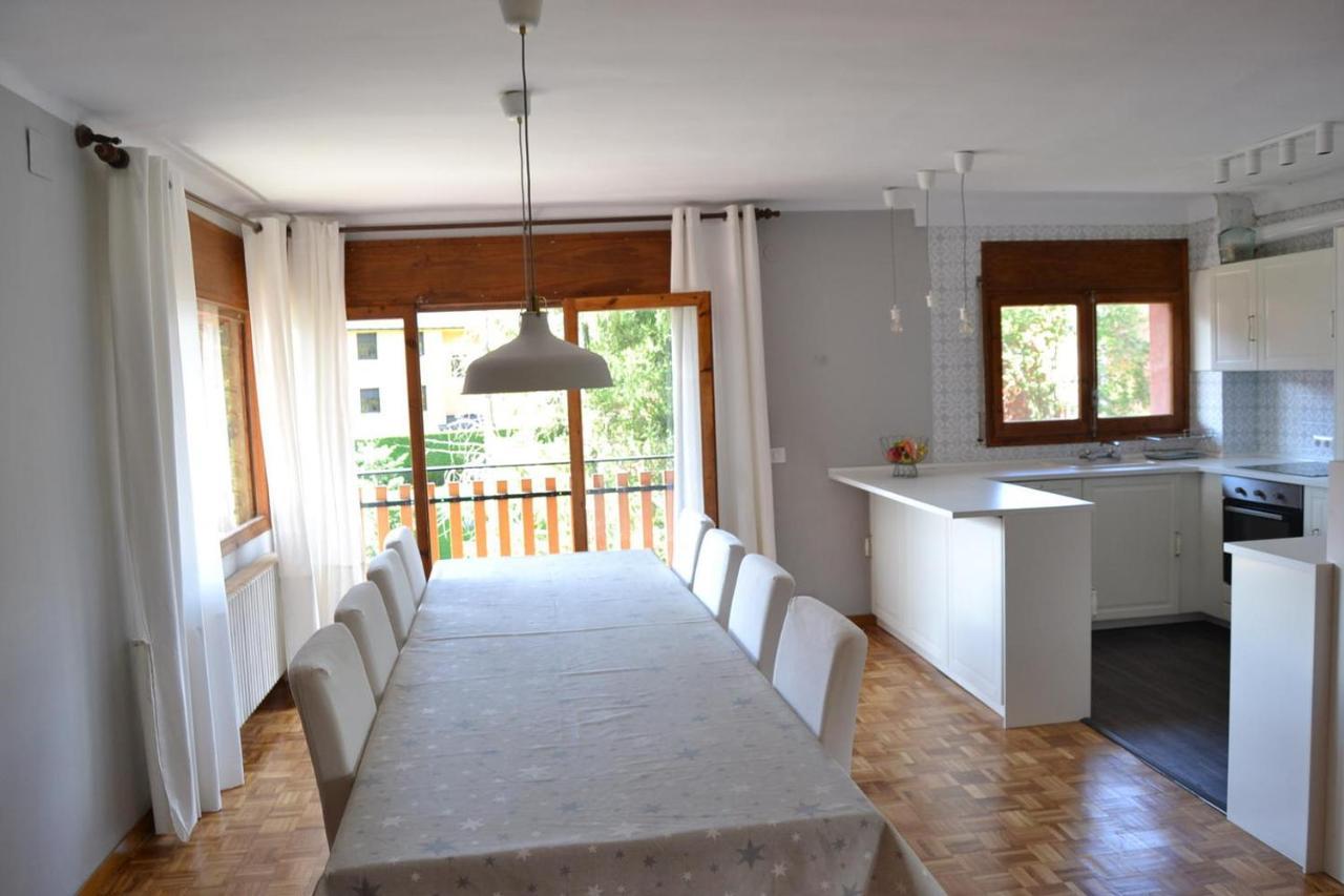 Amplio Apartamento Con Piscina En Λίβια Εξωτερικό φωτογραφία