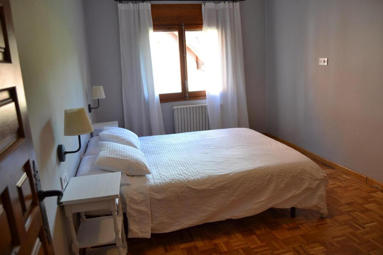 Amplio Apartamento Con Piscina En Λίβια Εξωτερικό φωτογραφία