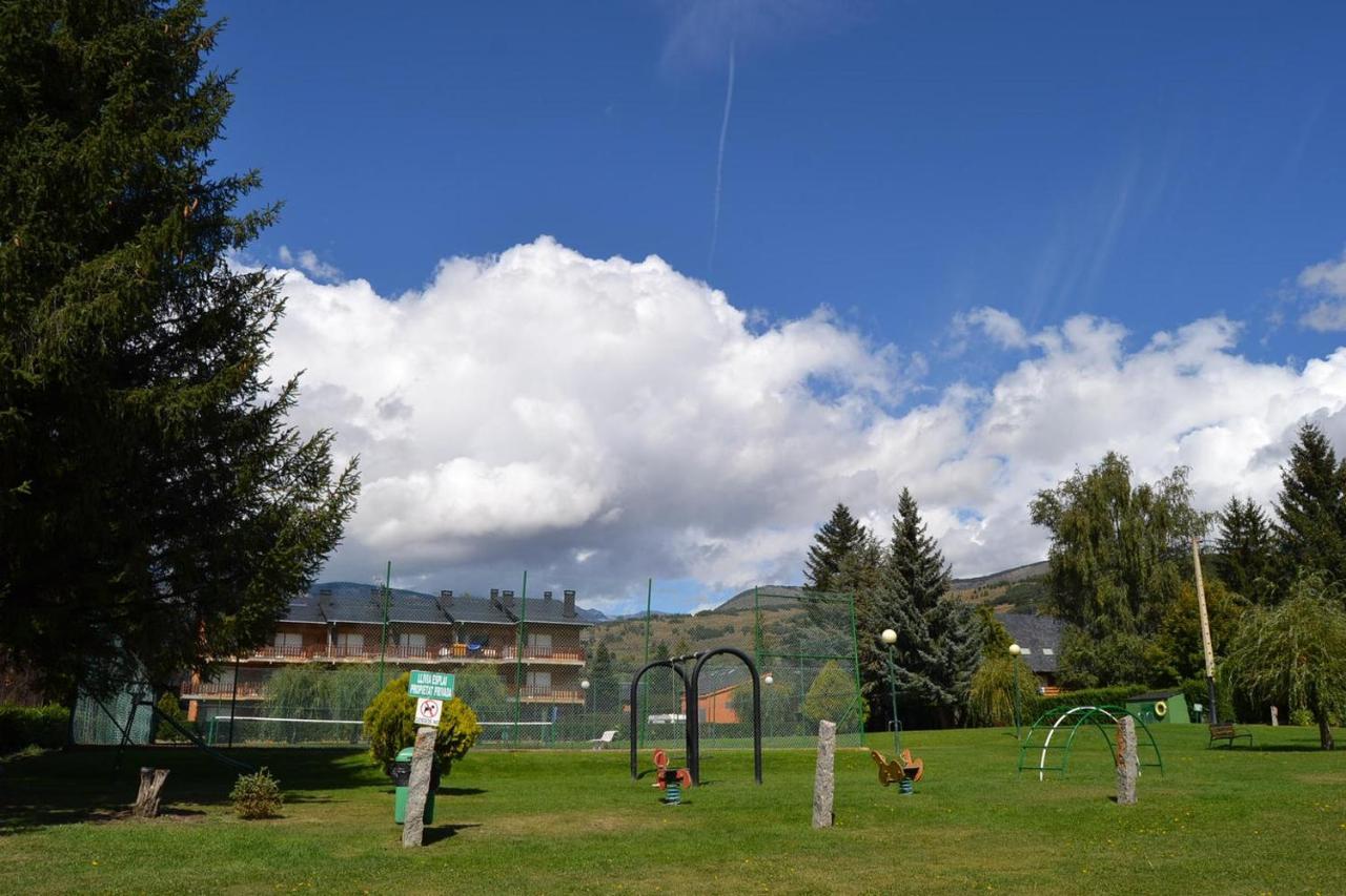 Amplio Apartamento Con Piscina En Λίβια Εξωτερικό φωτογραφία